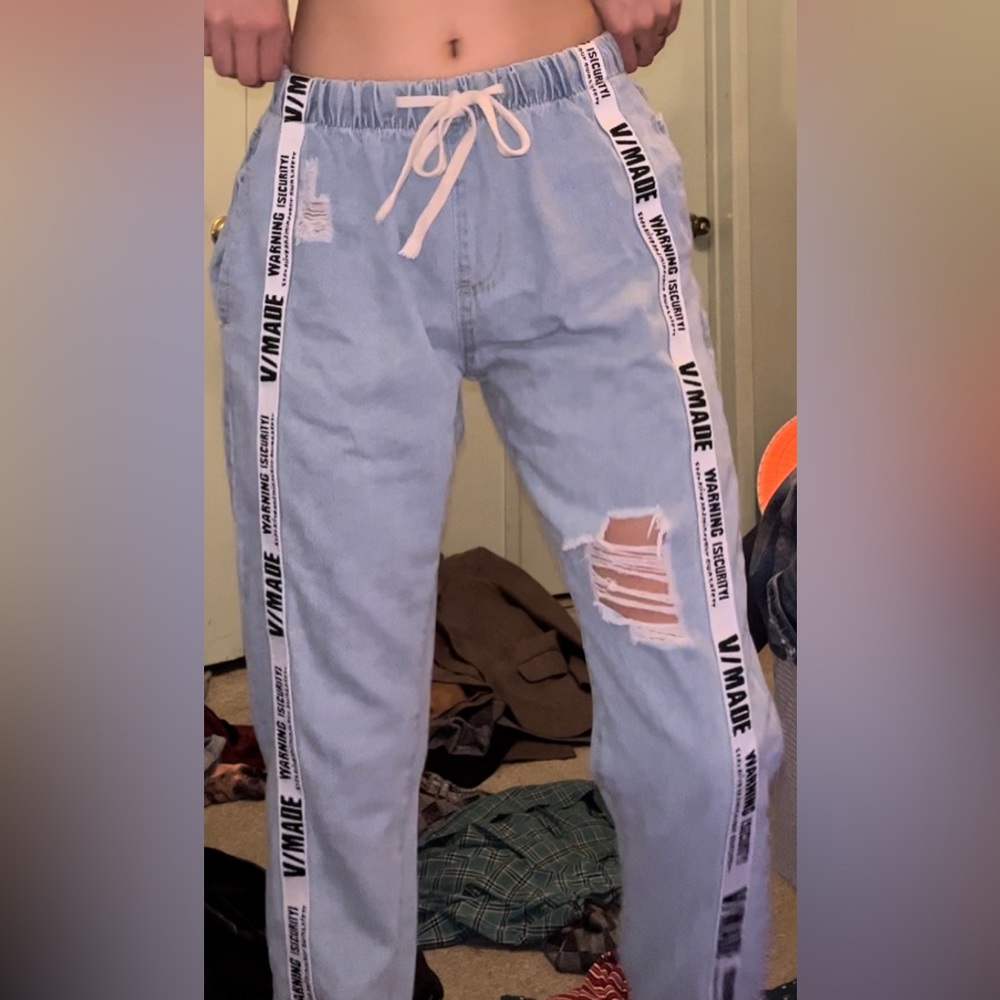 Ripped Jeans